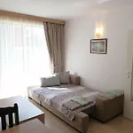 Em Kristal Apartamento